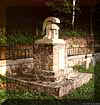 Pomnik cmentarza. Lato 2003.